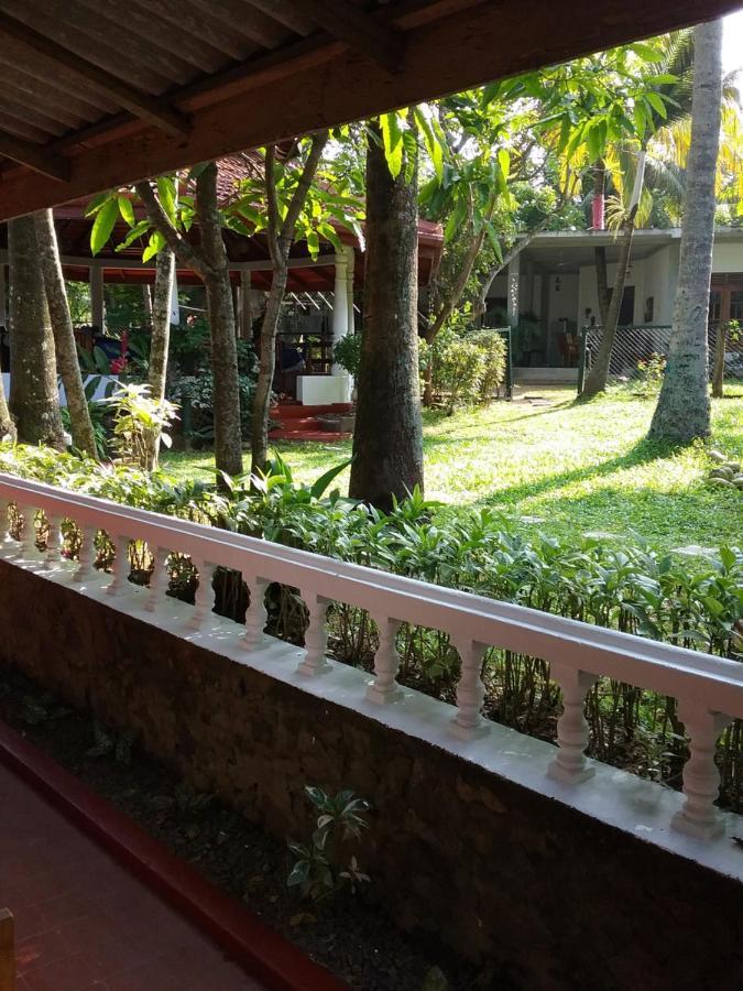 Gasthaus Langeoog Unawatuna Dış mekan fotoğraf